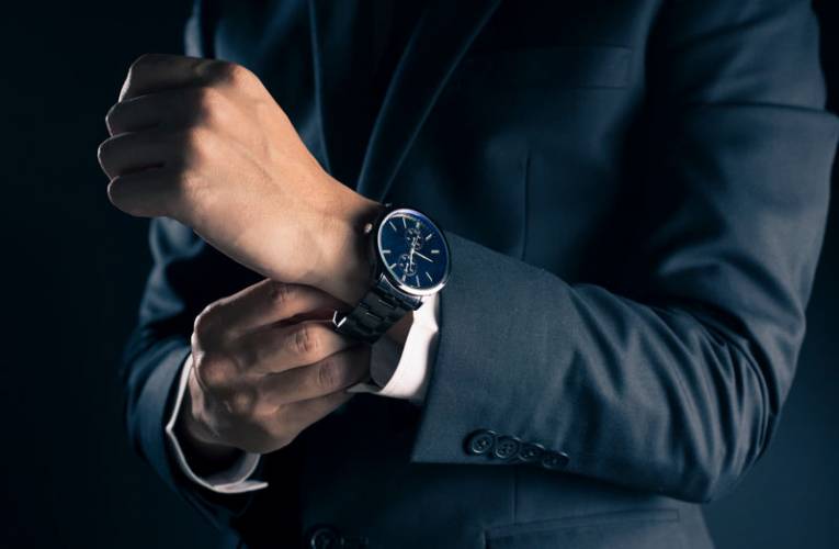 Jaki zegarek męski kupić?